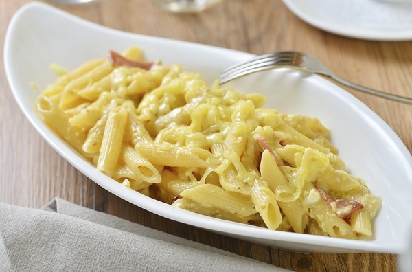 Макароны с плавленым сыром