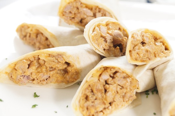 Лаваш з грибами і маринованими огірочками