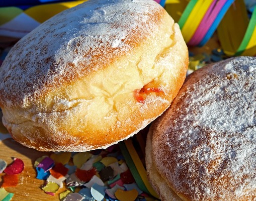 Пончики с джемом