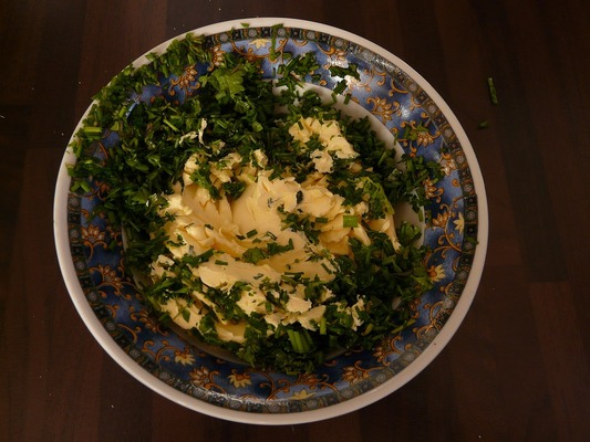 масло з зеленню та часником