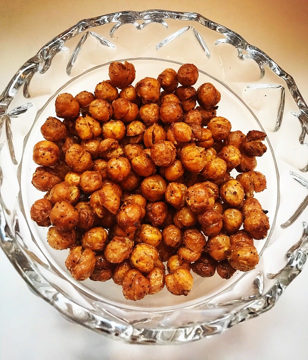 Жареный нут с чесноком