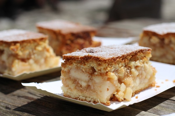 шарлотка на ряжанке шарлотка на ряжанке