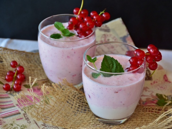 Время молочных коктейлей — ТОП-5 простых и очень вкусных рецептов