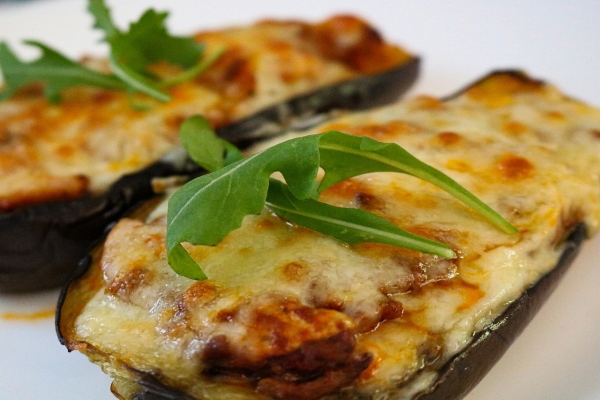 Готовим вкусные запеченные баклажаны — рецепты