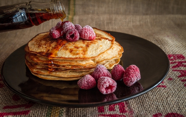 Готовим блинные торты с разными начинками — самые вкусные рецепты